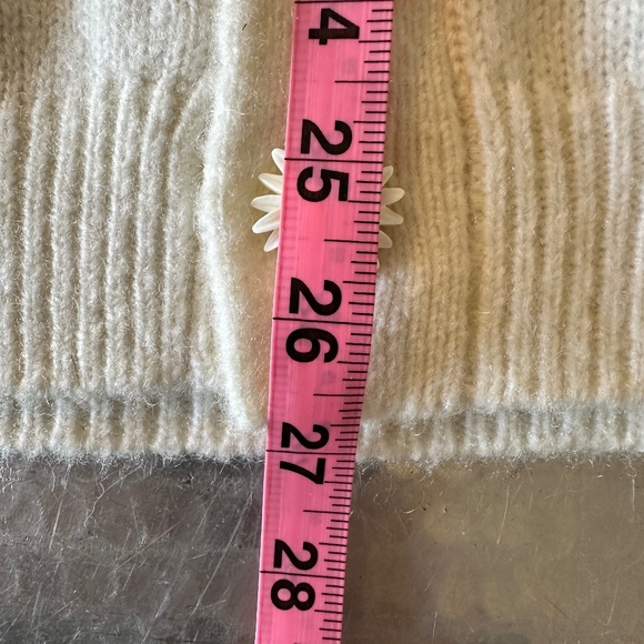 YITAI Stripe Cardigan with Flower Buttons – L (Cream/Pink/Green/Blue/Orange Mult - Picture 6 of 7